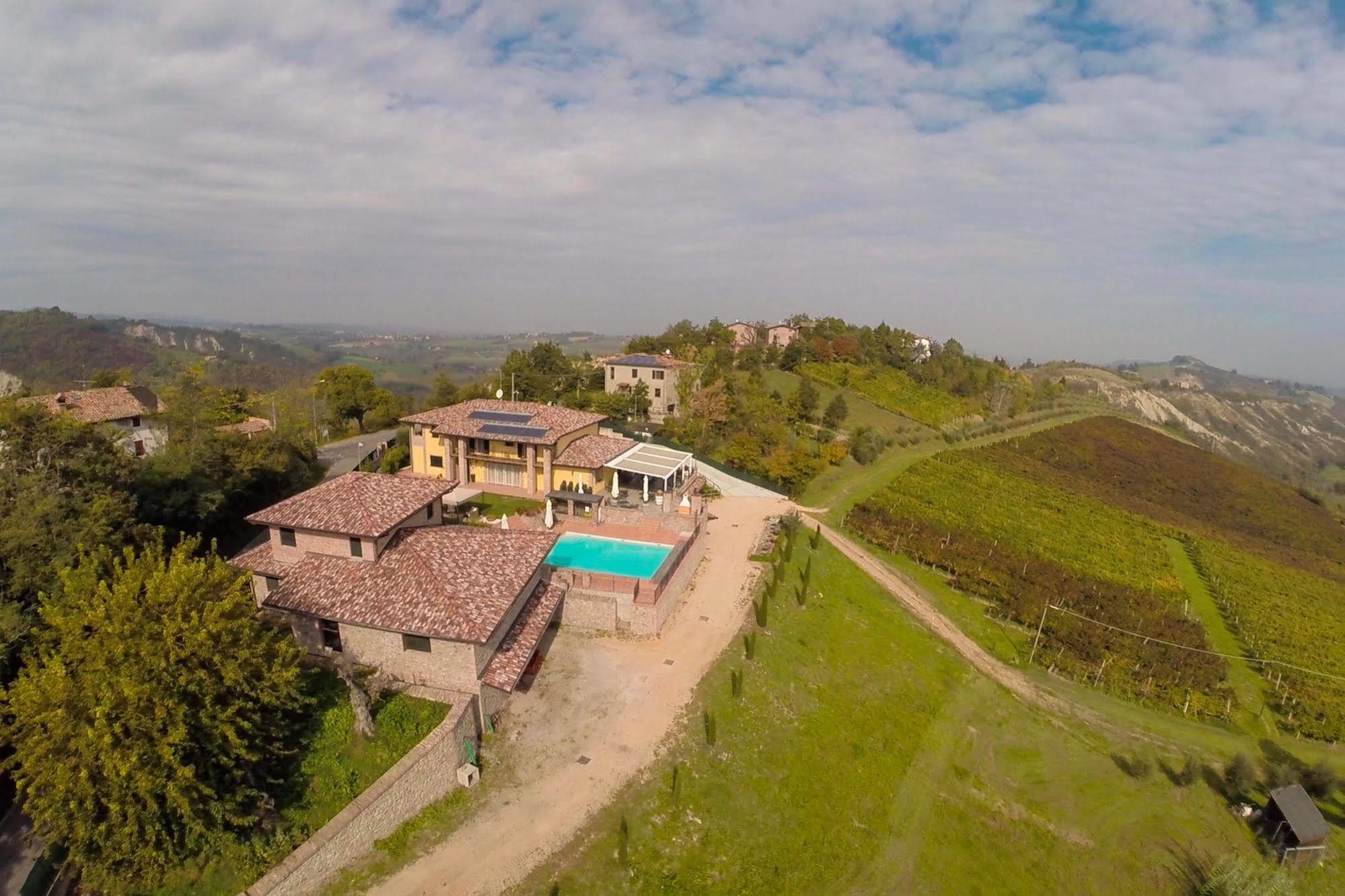 Agriturismo Acetaia Sereni Marano sul Panaro Εξωτερικό φωτογραφία